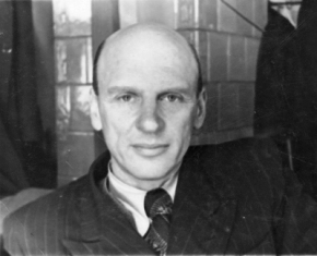 Gerardas Žilinskas Mančesterio universitete buvo žymaus matematiko L. Ž. Mordelio mokinys