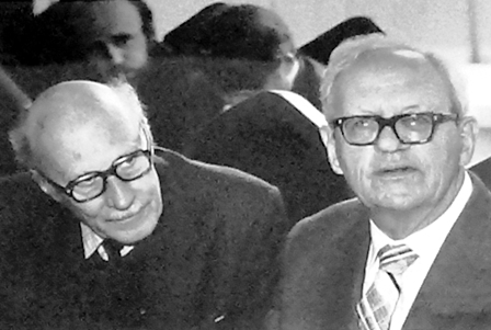 Matematikas prof. Vytautas Paulauskas (dešinėje) su fiziku prof. Henriku Horodničiumi