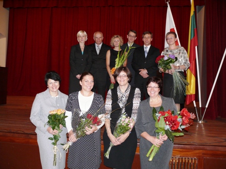Mariušas Gaštolas atsisveikina su Lenkų instituto darbuotojais